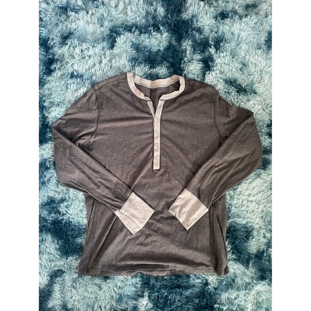 Lululemon Men's Long Sleeve Henley‎ Shirt Gray Contrast Trim Casual Top Size 12